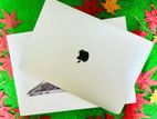 Apple MackBook Pro