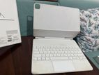 Apple Magic Keyboard 12.9