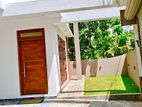 Aps (136) Valuable House for Sale - Thalawathugoda