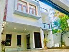 Aps(106) Moden New House for Sale in Thalawatugoda