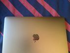 Apple Macbook M1