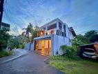 Architect Designed Luxury Home for Sale in Hokandara