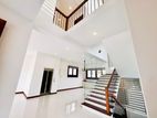 Architect-Designed Luxury Home with Elevator – Kotte