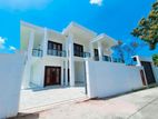 Architecteur Designed Luxury House for sale Katubedda Moratuwa
