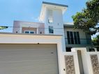 ARCHITECTURAL DESIGNED BRAND NEW LUXURY HOUSE FOR SALE - PILIYANDALA