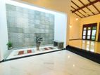 Architectural Designed Luxury House in Piliyandala