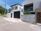 Architectural Designed Spacious House for Sale in Piliyandala