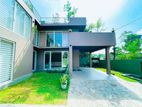 Architecture Design Modern House for sale in Homagama Godagama