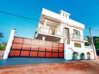 Architecture Designed Luxury House for sale in Piliyandala