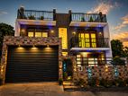 Architecture Designed Luxury House - Kahatuduwa