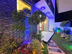 Architecture Designed Mordern 3 Storied House - Kahatuduwa