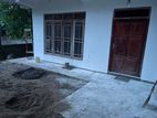 අරුප්පල කාර්මික විද්‍යාලය අසල ගැහැණු ලමුන් සදහා නවාතැන් පහසුකම්
