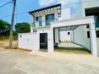 (ASP2603-012) Luxury Modern House for Sale in Piliyandala