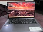 ASUS VivoBook 15