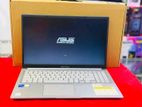 Asus vivobook 15 i5 13 Gen