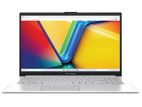 Asus Vivobook 15 X1504 i3-1315U