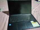 Asus Vivobook Laptop