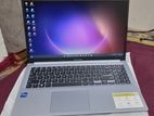 Asus vivobook i7 12700H