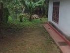 Athurugiriya : 15P Highly Residential Land with a House for Sale