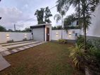 Athurugiriya Architecture Designed Luxury House for Sale