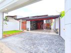 Athurugiriya Architecture Designed Luxury Single Story House for sale