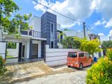 Athurugiriya Brand New 2 Storey Modern Luxury Box Type House For Sale