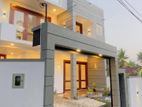 Athurugiriya Modern Designed Luxury Three Storey House for Sale