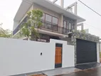 athurugiriya modern house for sale