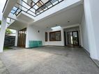 Athurugiriya Three-Story House for Sale : H2168