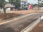 අත්තිඩිය බිම් කොටස් විකිණීමට .