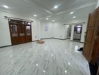 Attidiya - 02 Bedroom 02nd floor house for rent
