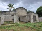 🏡අතුරුගිරියෙන් වටිනා ඉඩමක් සමඟ අඩක් නිම කළ නිවසක් / ER 13068