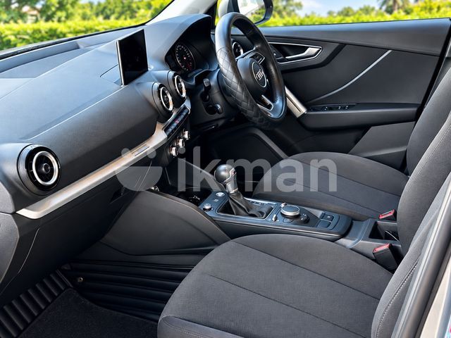 Audi Q2 2017 photo 2