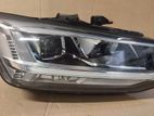 Audi Q2 Head light