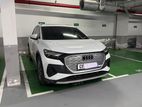 Audi Q4 premium 2024