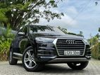 Audi Q7 7 seater pure petrol 2017