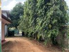 Avissawella Commercial Land for Rent ( R - 612 )