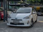 අවම මූලික ගෙවීමට Toyota Aqua 2013/2014