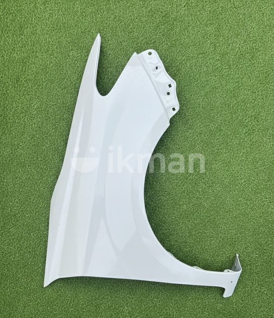 Axio 165 Front Fender (RHS) for Sale in Maharagama | ikman