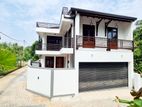 B/N 2 Story House For Sale In Thalawathugoda