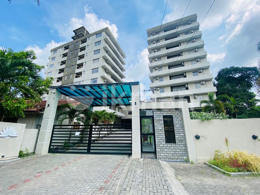 b-n-3-bedroom-apartment-overlooking-expressway-and-paddy-field-pore