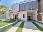B/N super luxury house for sale piliyandala