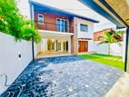 B/ New Luxury Modern House for Sale in Maharagama Arawwala | Bokundara