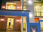B/New Luxury Two Storey House With Swimming Pool For Sale in Piliyandala