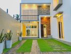 B/New Super Luxury Gated Community House For Sale In Athurugiriya Malabe
