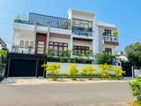 B/new Super Luxury House With Pool For Sale Battaramulla Pelawatta