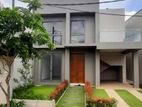B/new Super Luxury Villa For Sale In Canterbury Golf Resort Piliyandala