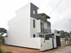 B/New Two-Storey House for Sale in Athurugiriya