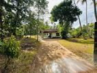 (B252) 80 Perch Land with Small House For Sale in Katunayake