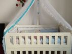 baby cot